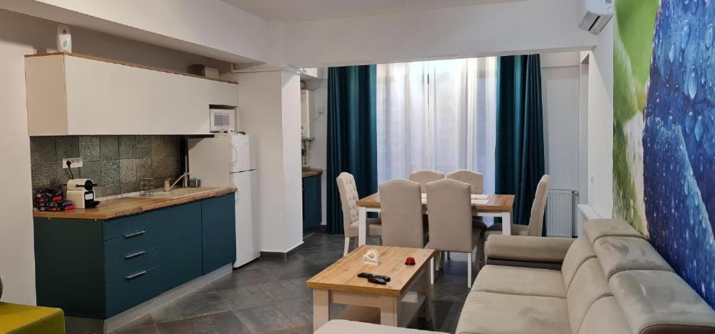 Apartament Fiore Blu นาโวดาริ ภายนอก รูปภาพ