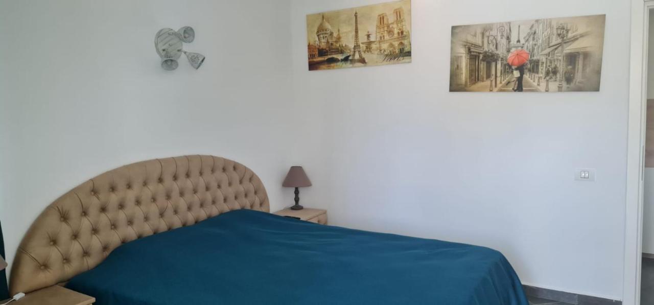 Apartament Fiore Blu นาโวดาริ ภายนอก รูปภาพ