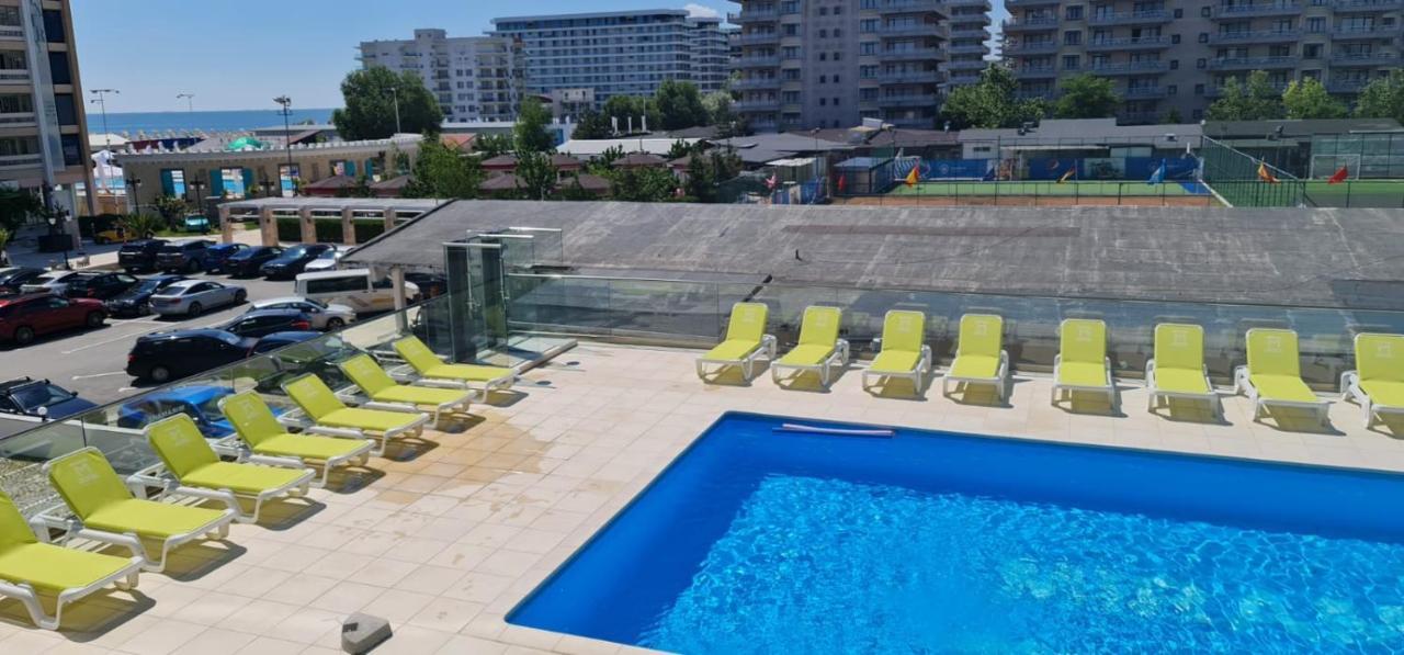 Apartament Fiore Blu นาโวดาริ ภายนอก รูปภาพ