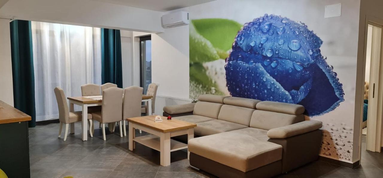 Apartament Fiore Blu นาโวดาริ ภายนอก รูปภาพ